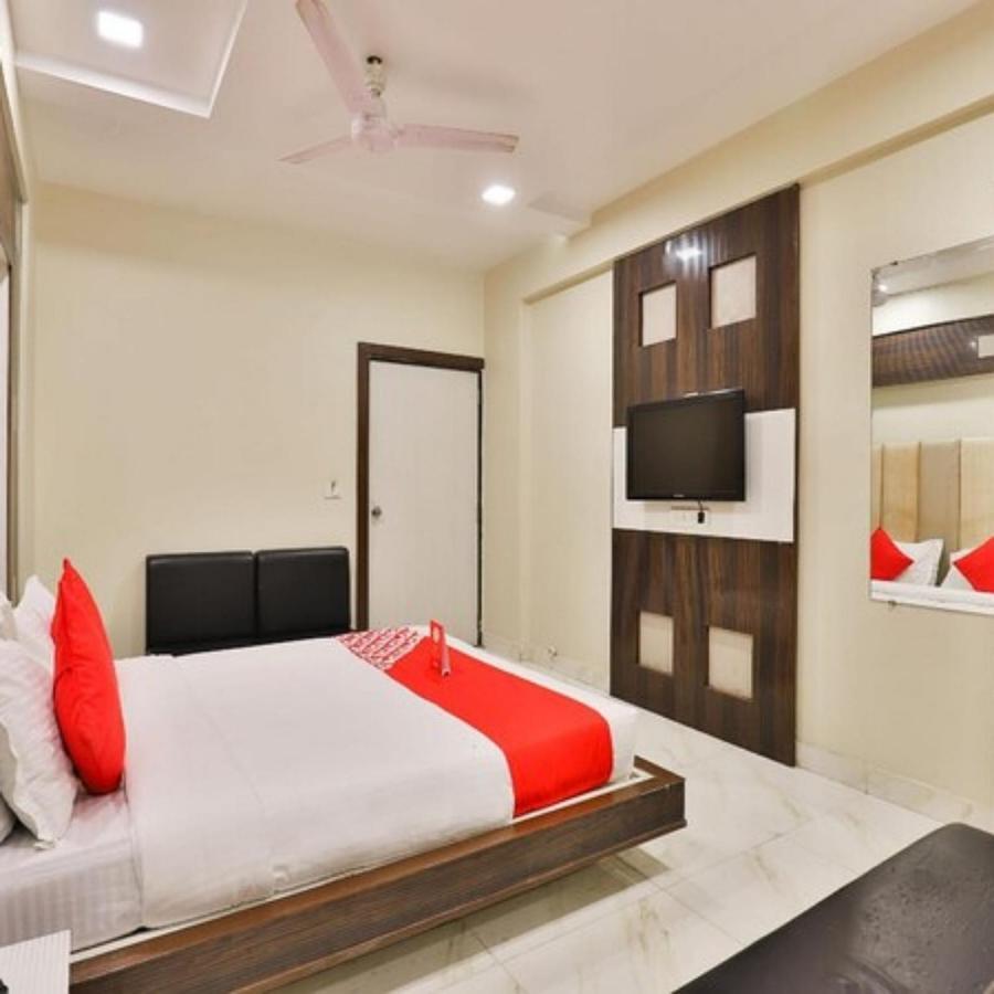 Hotel Vanya Palace,ahmedabad *